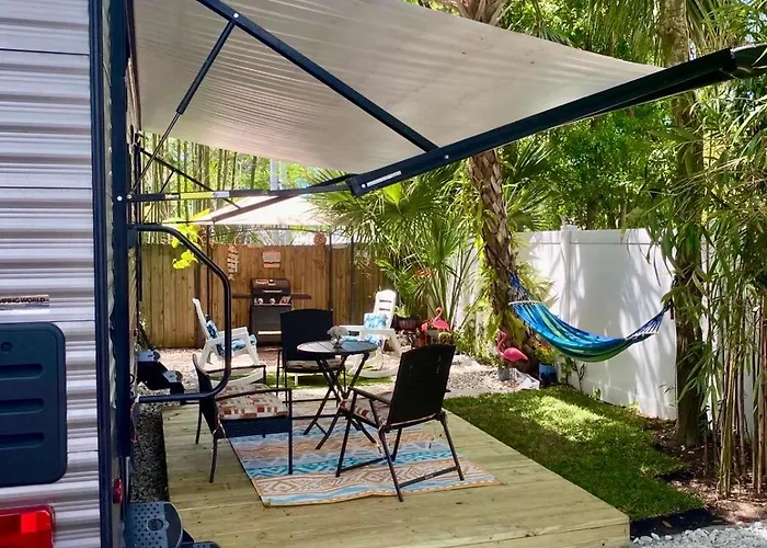 Rv Camper Paradise On The Wheels In Clearwater Beaches