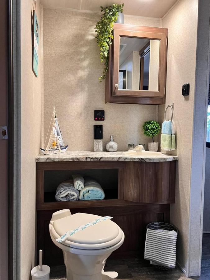 Rv Camper Paradise On The Wheels In Clearwater Beaches Apartment Largo