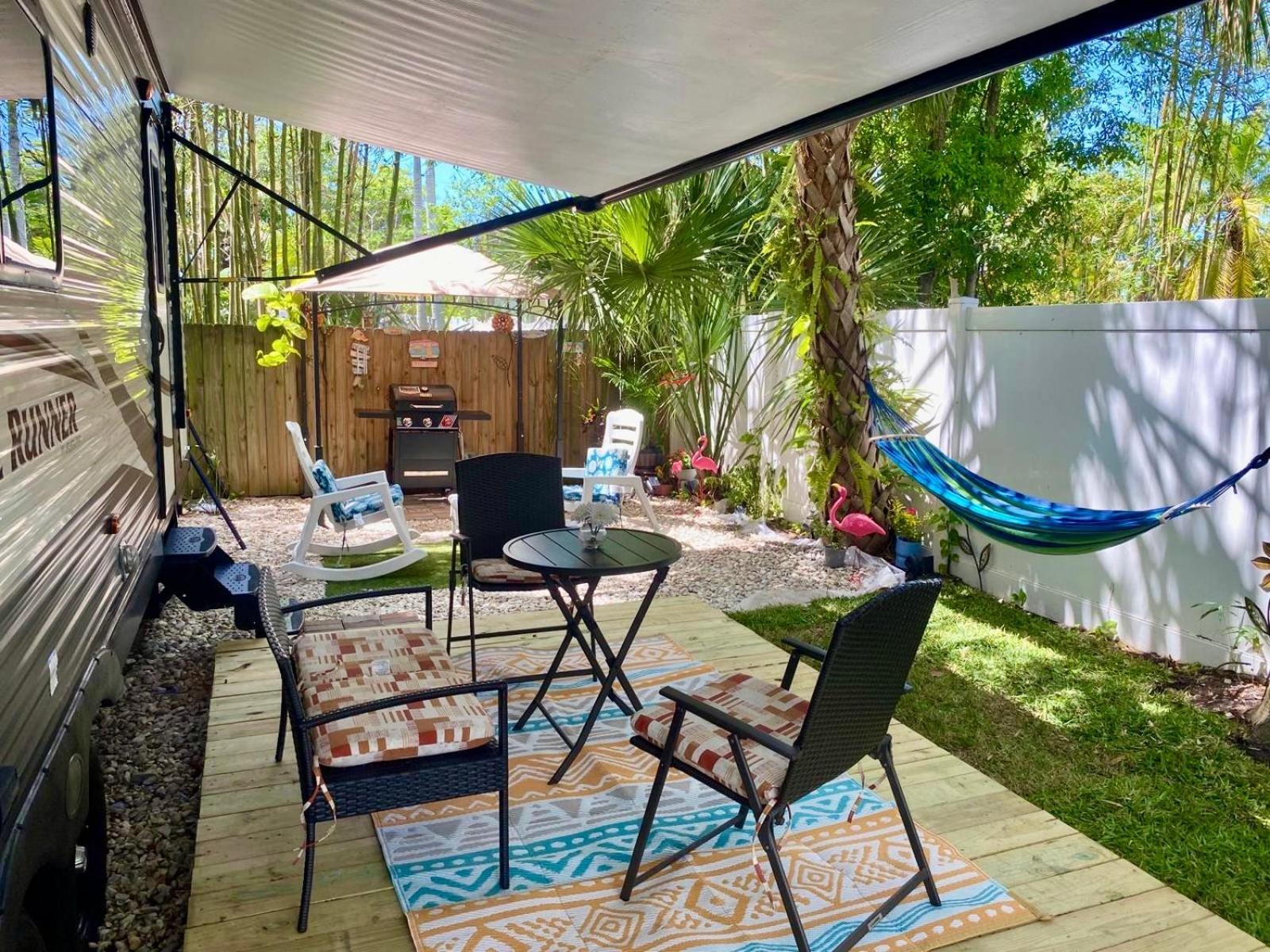 Rv Camper Paradise On The Wheels In Clearwater Beaches Apartment Largo