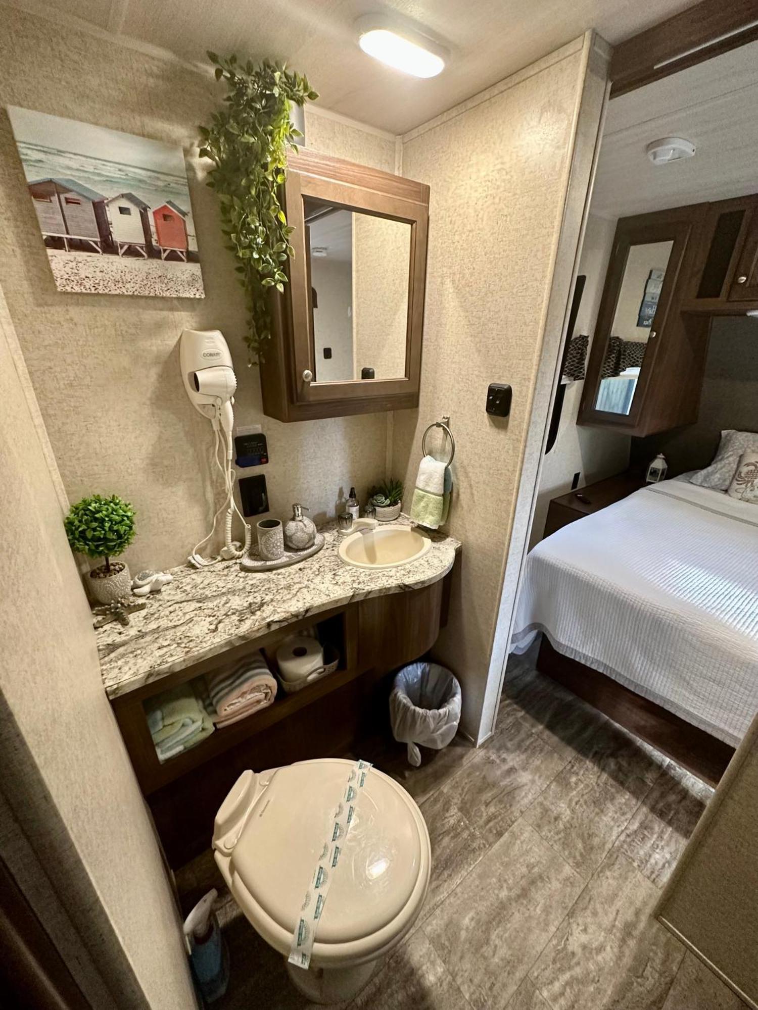 Rv Camper Paradise On The Wheels In Clearwater Beaches Apartment *